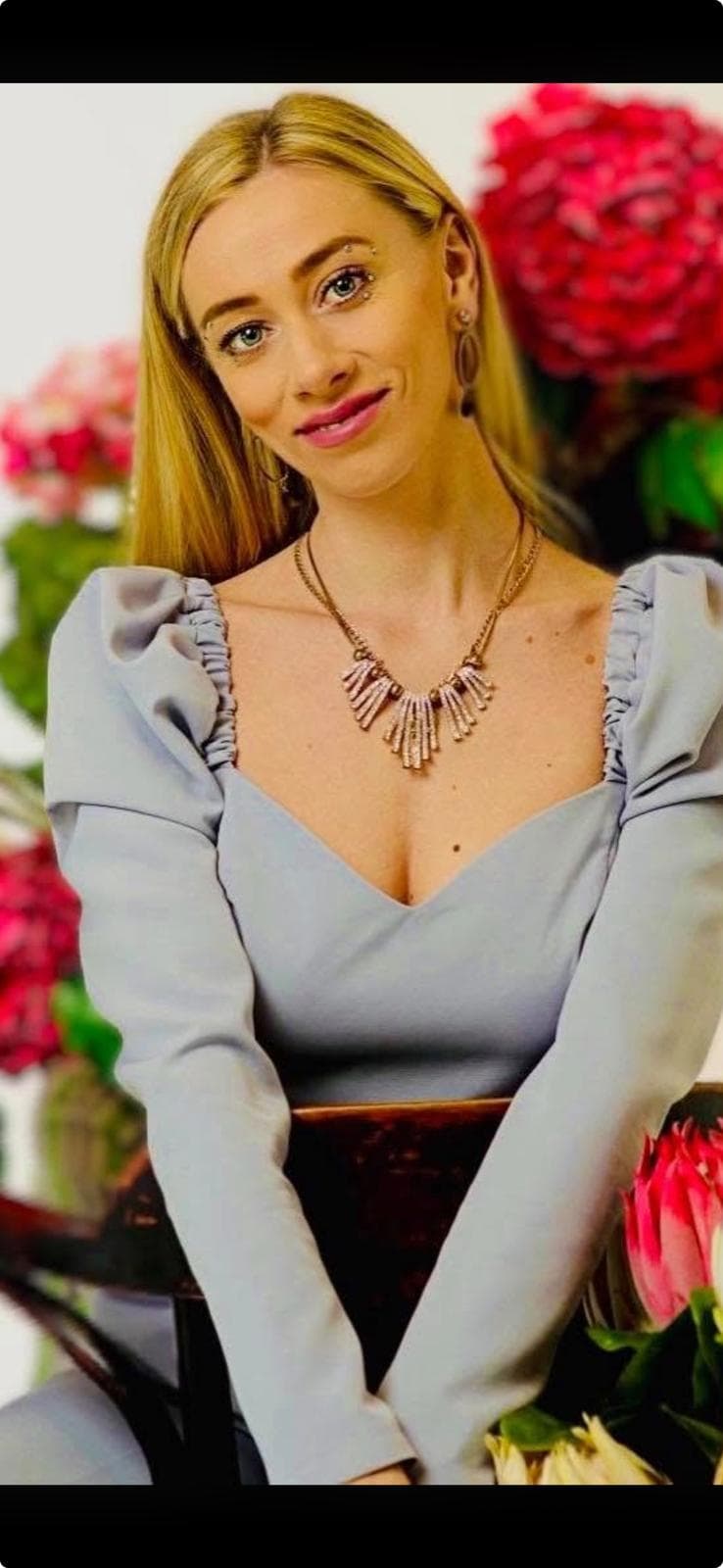 Yulia Dallami - Photo 1